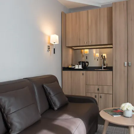 Hotel Magda Champs Elysées 3*