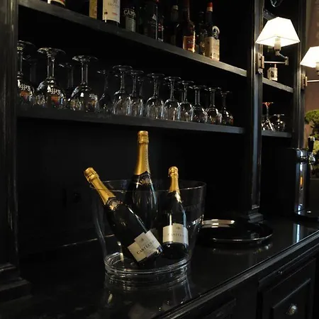 Magda Champs Elysees 3* 파리
