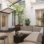 Magda Champs Elysees