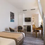 Magda Champs Elysees 3* Paris
