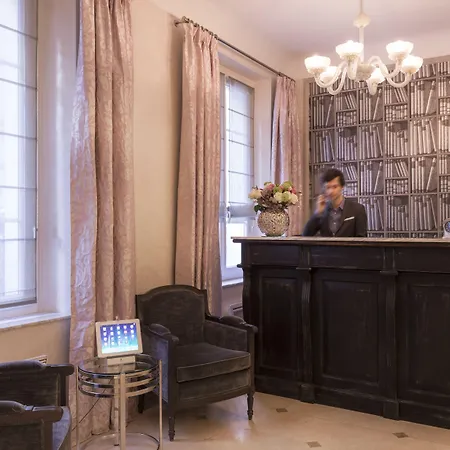 Magda Champs Elysees 3*