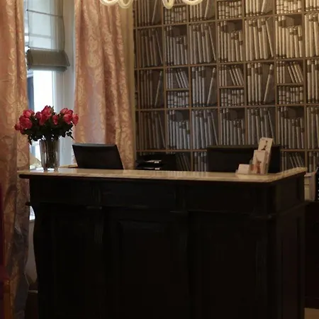 Hotel Magda Champs Elysees 3*