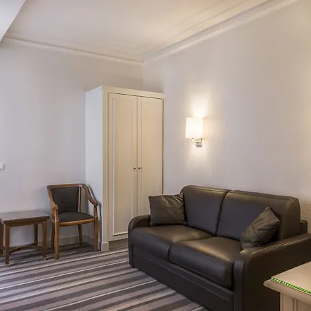 Magda Champs Elysees ホテル 3*