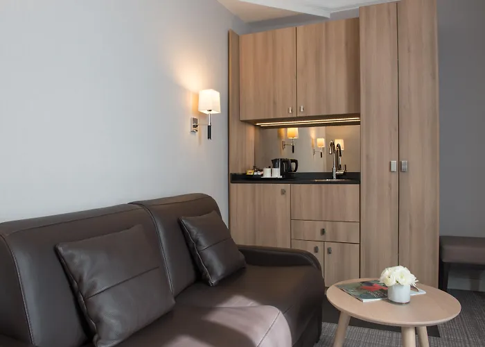 Otel Magda Champs Elysees 3*