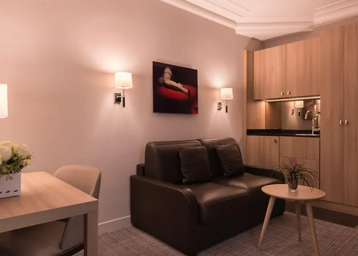 Magda Champs Elysees Otel