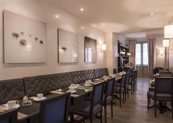 Otel Magda Champs Elysees 3*