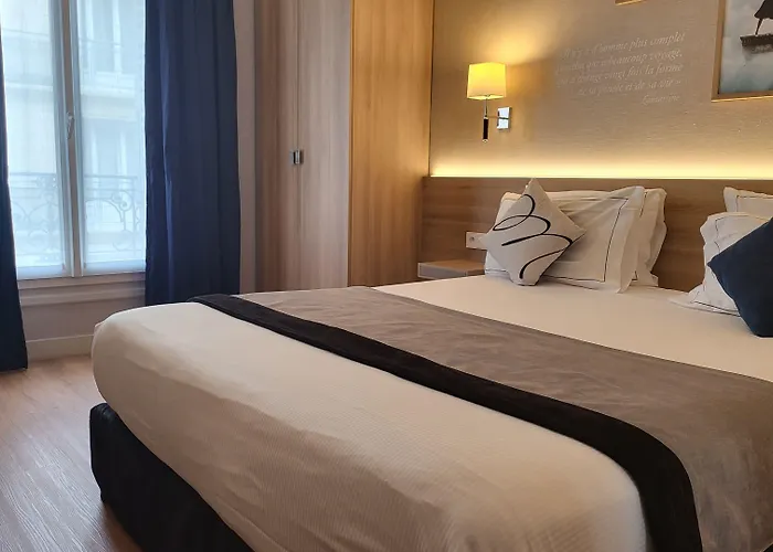 Magda Champs Elysees 파리