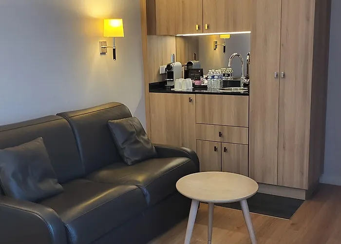 Magda Champs Elysees Otel Paris