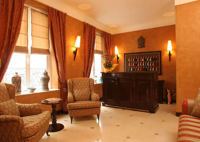 Magda Champs Elysees Otel Paris