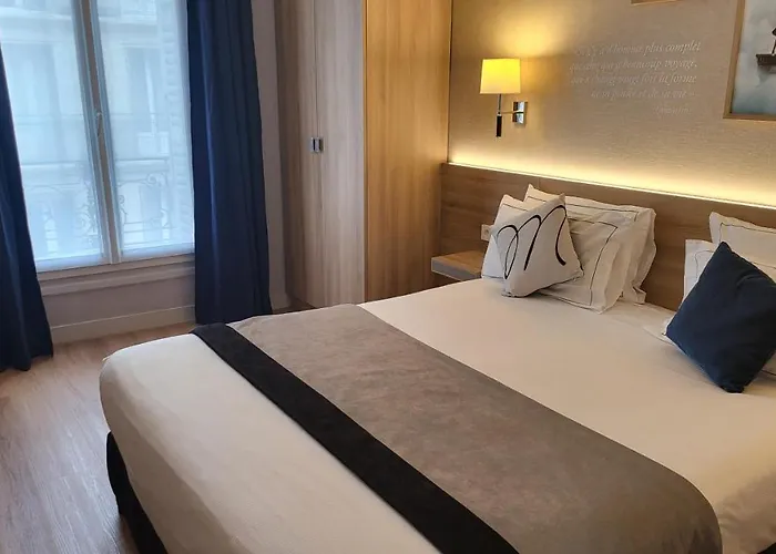 Magda Champs Elysées Hotel 3*