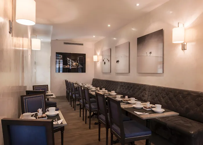 Magda Champs Elysées 3*