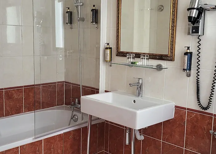 Magda Champs Elysées